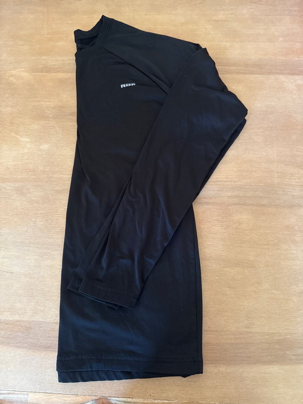 RBX Adult Medium Baselayer Long Sleeve Black Baseball Football Hiking Outdoors